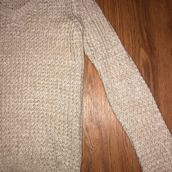 Sweater - Picture 2 of 3